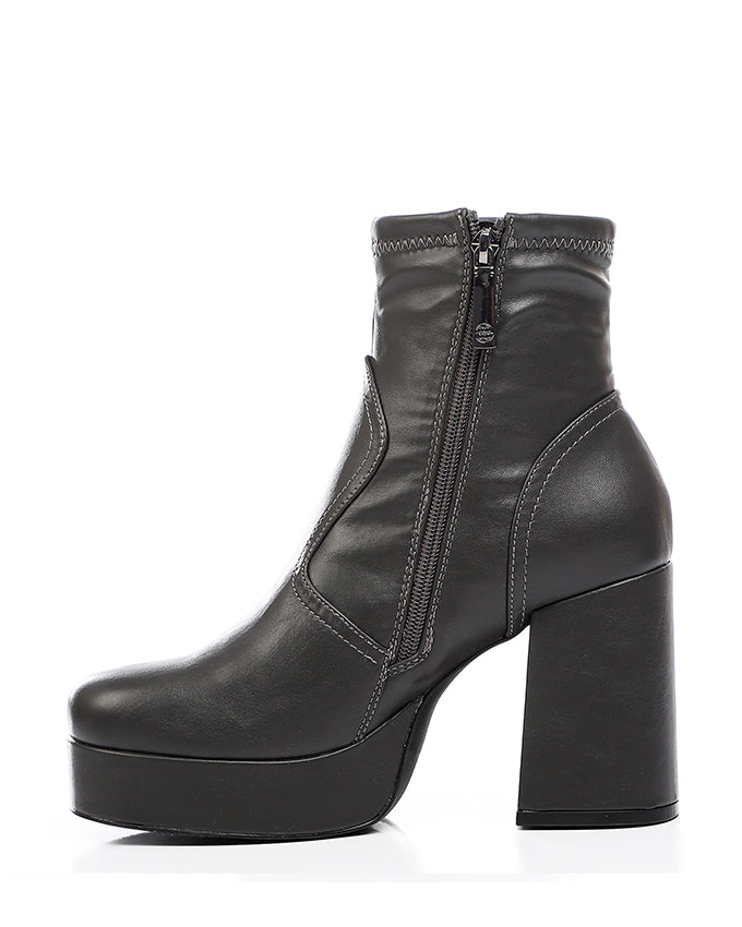 PRD-DVTH-019 Leather Half Boot