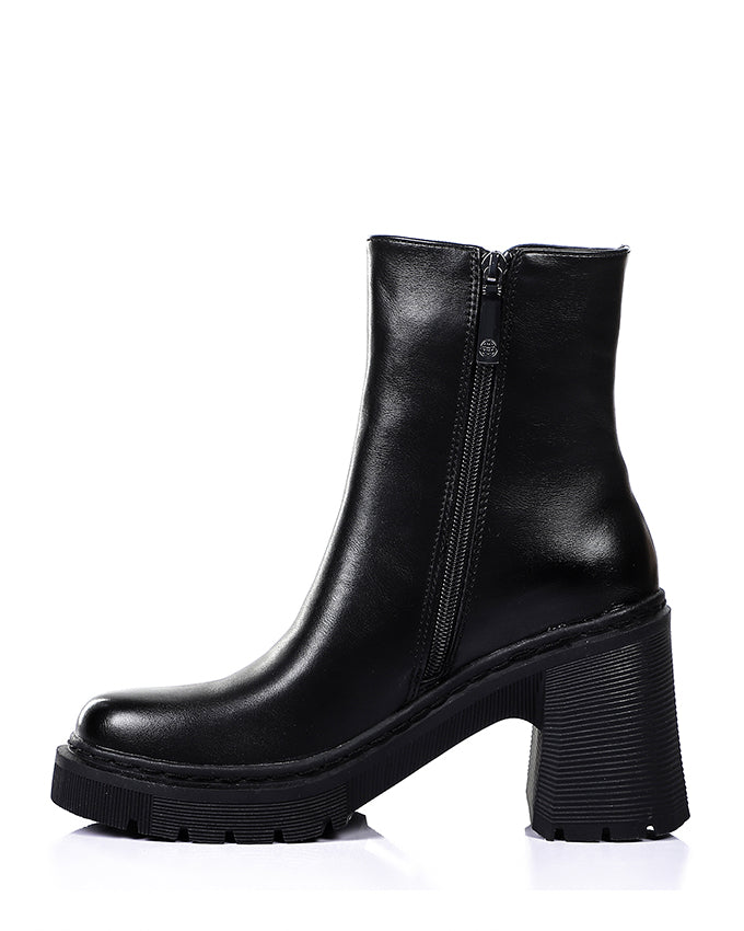 PRD-DVTH-014 Heeled half Boot
