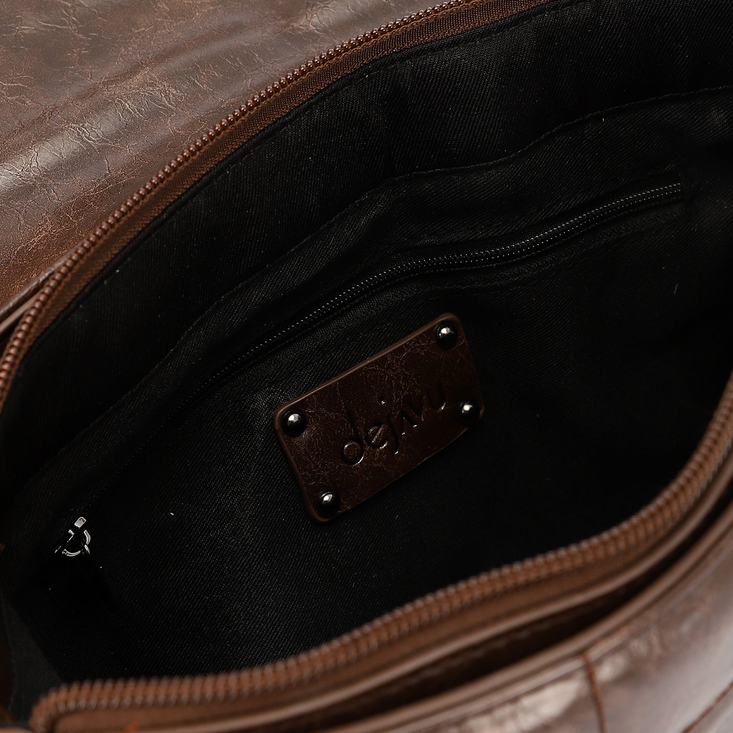 LID-DVTV-005 Leather Metal Shoulder Bag