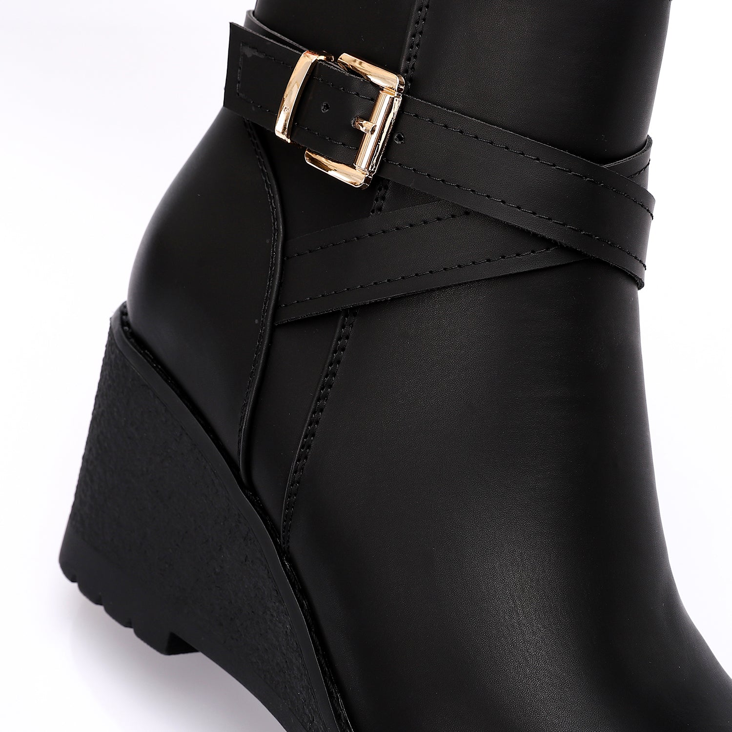 SUN-DVTH-011  Wedge Ankle Boot