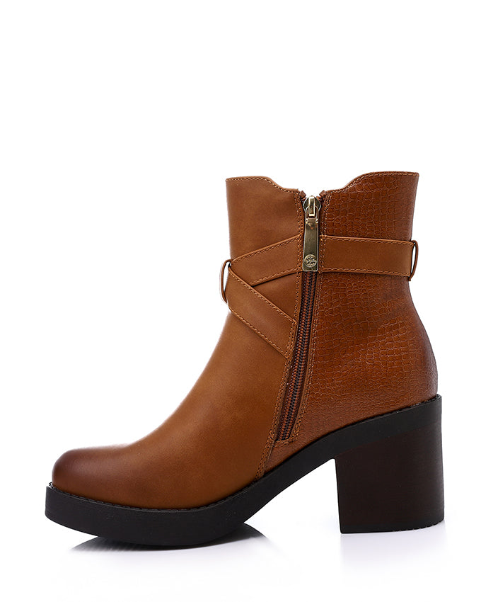 PRD-DVTH-023  Heeled Ankle Boot