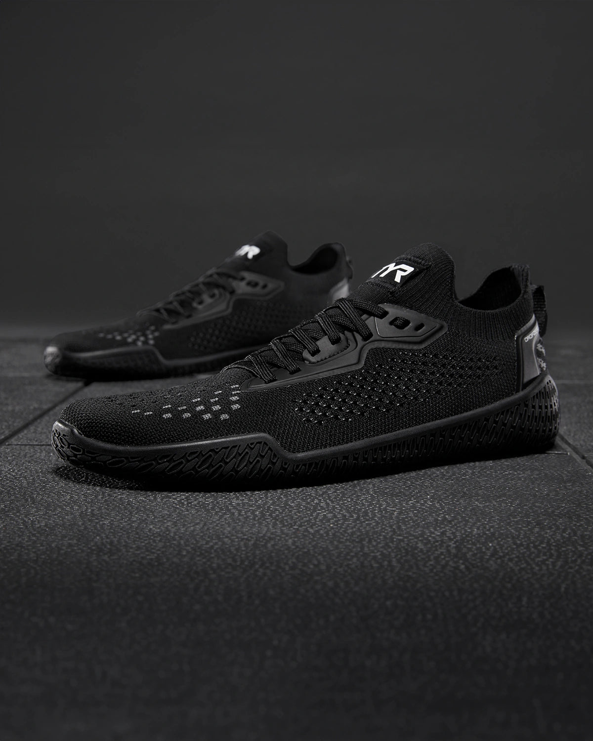 Dropzero Barefoot Trainer
