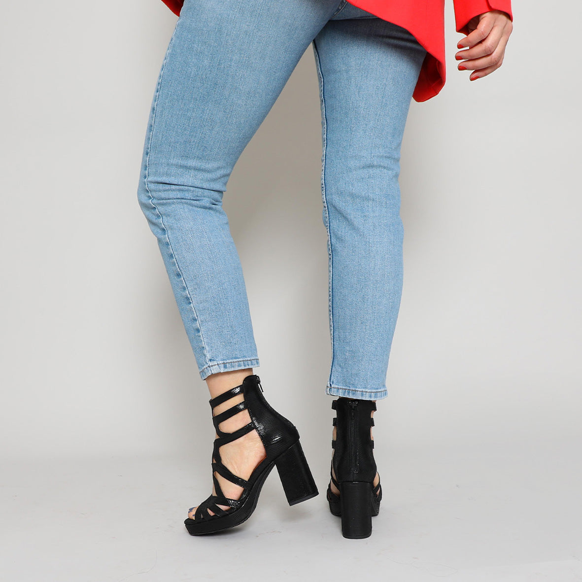 Vana Black Metallic