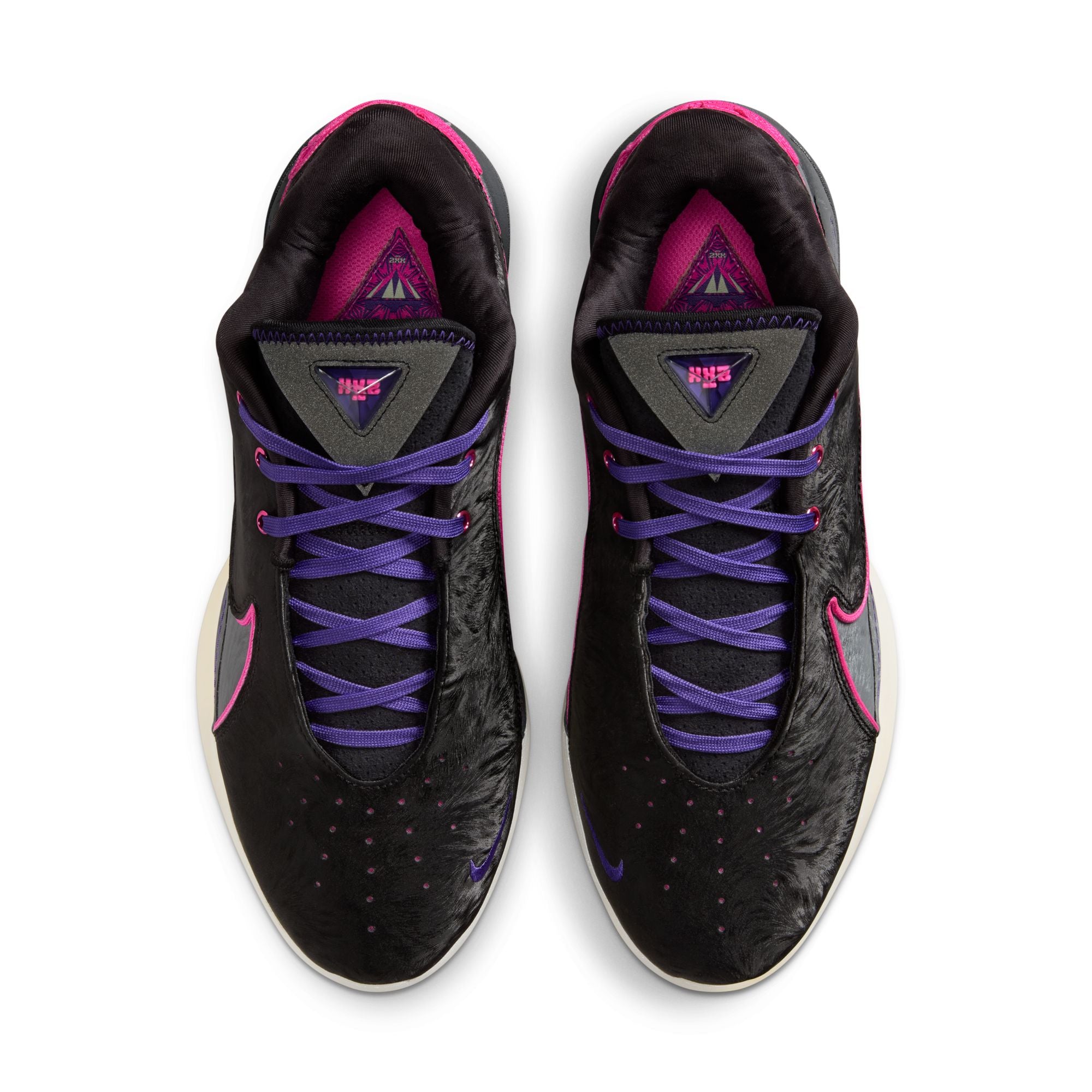 LeBron XXII Tunnel Vision