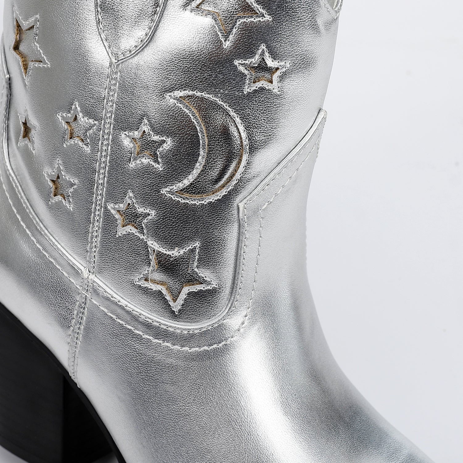 PRD-DVTF-007  Cresents & Stars Half Boot