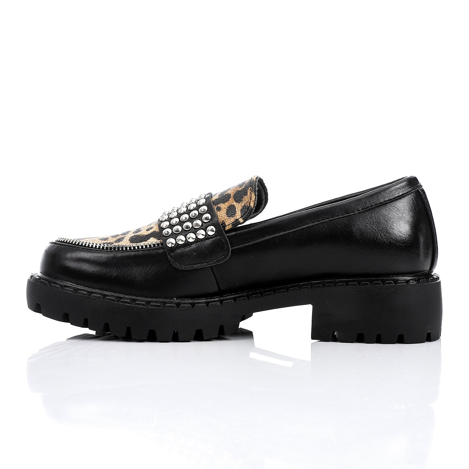 PRD-DVTF-004 Loafer With Wild Animal Pattern Detail