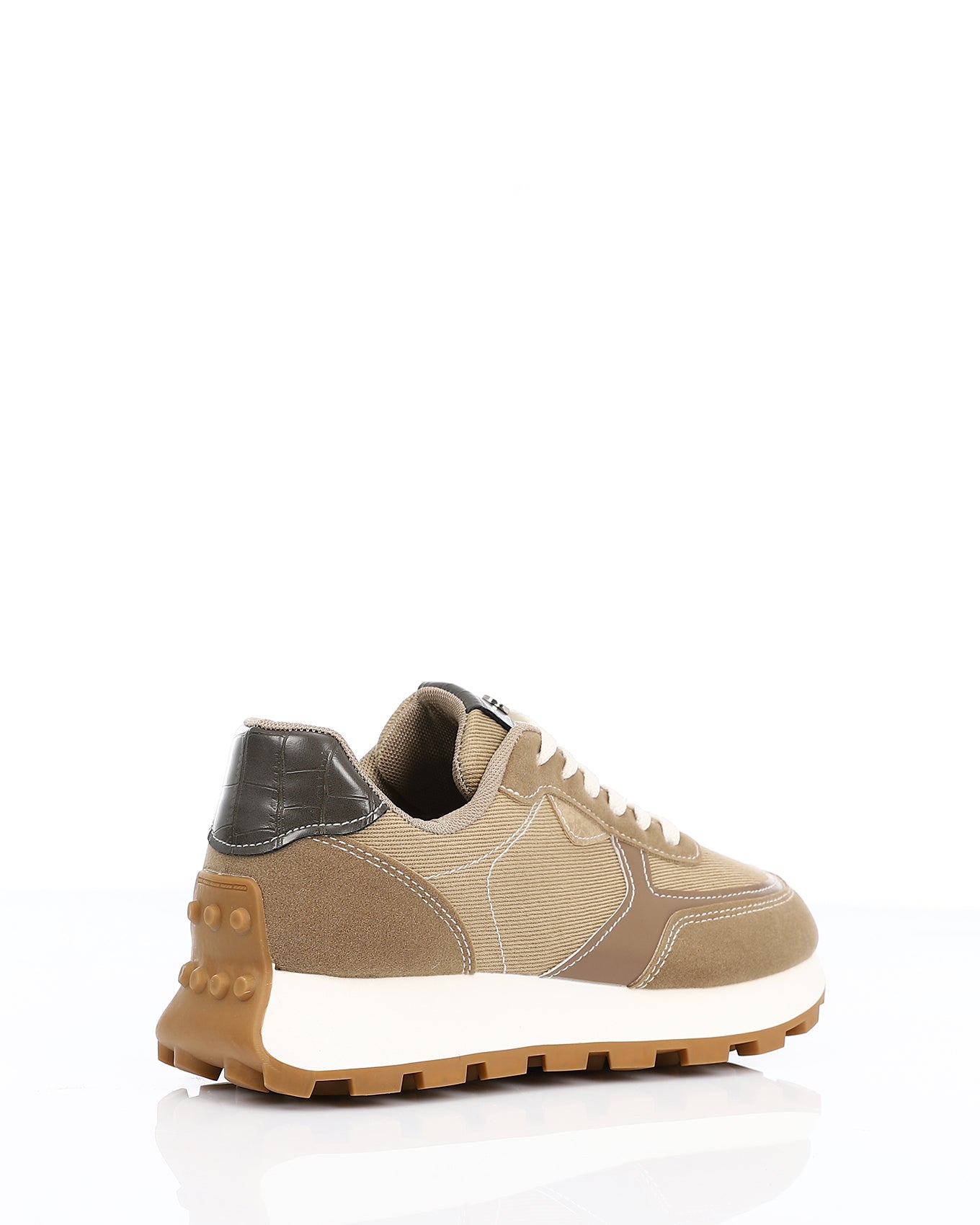 GPS-DVTV-017 White Midsole Sneakers