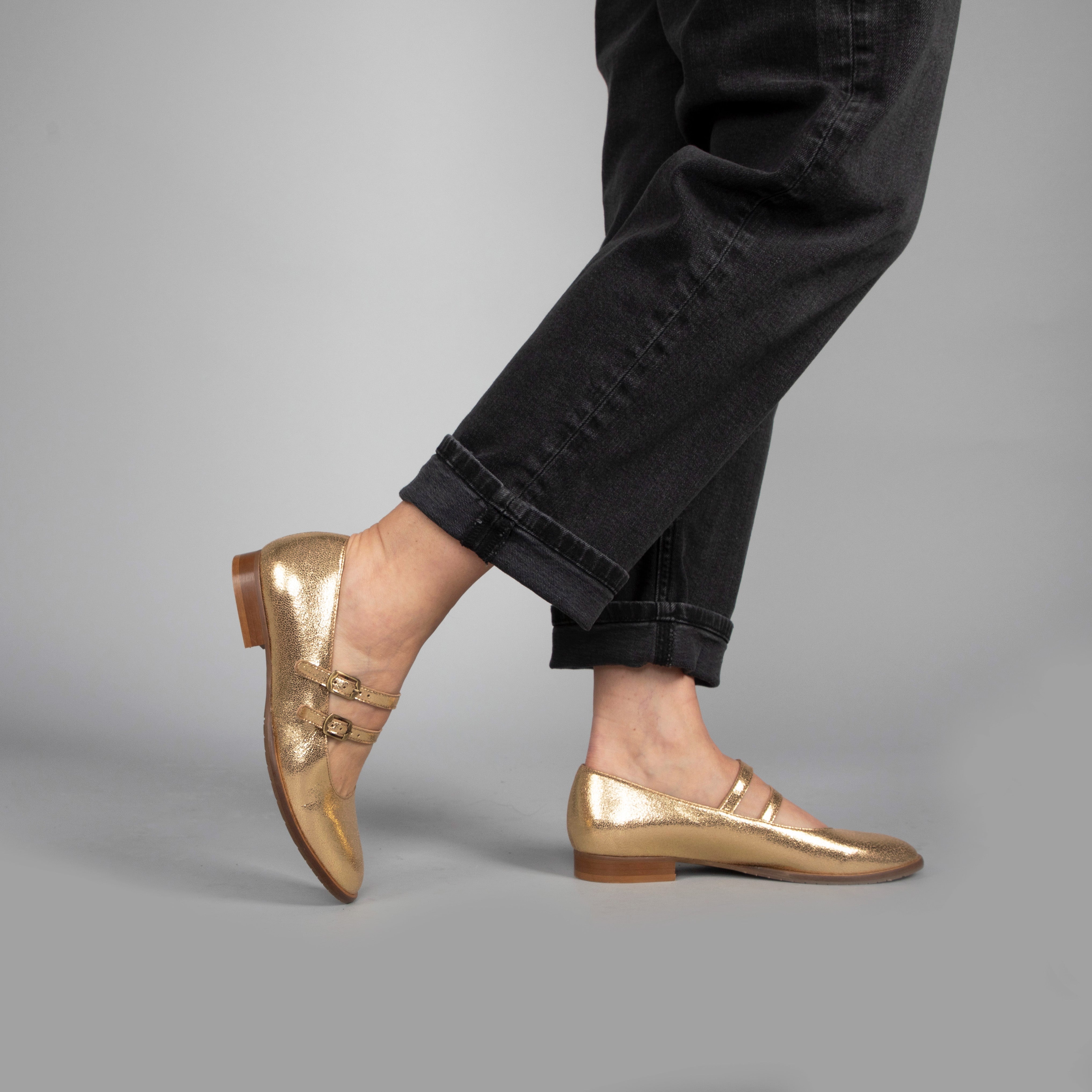 Anya Vegan Gold