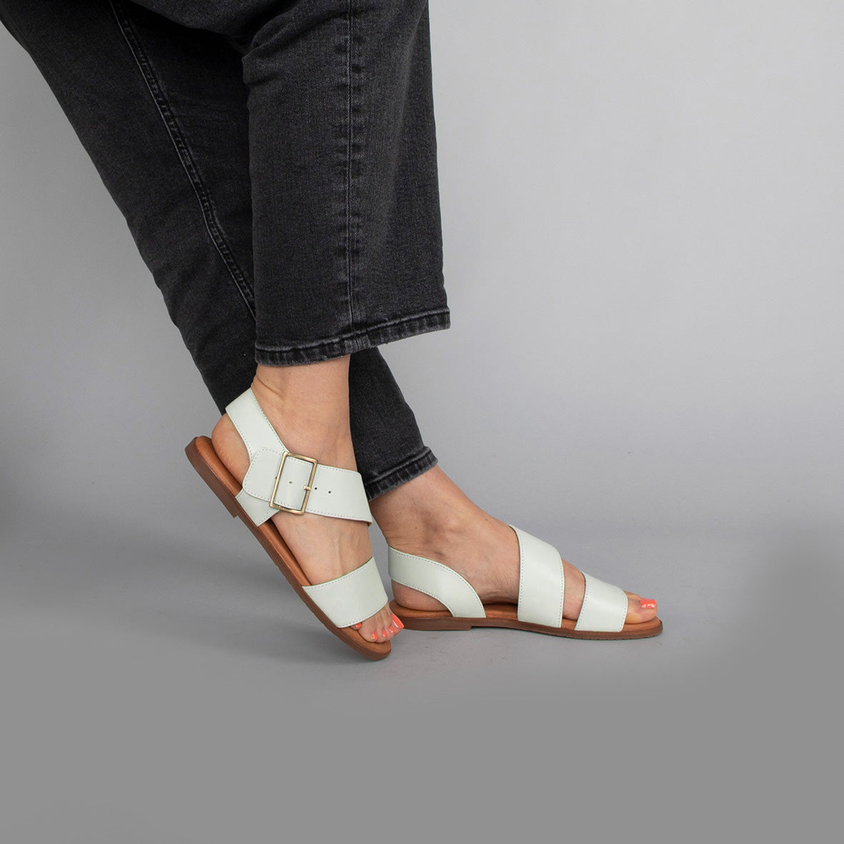 Nicole Off White Leather